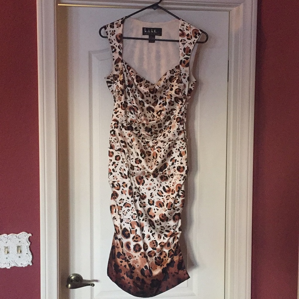 Nicole Miller 98% silk and spandex leopard dress